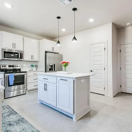 The Concho 3 Bedroom 2.5 Ba